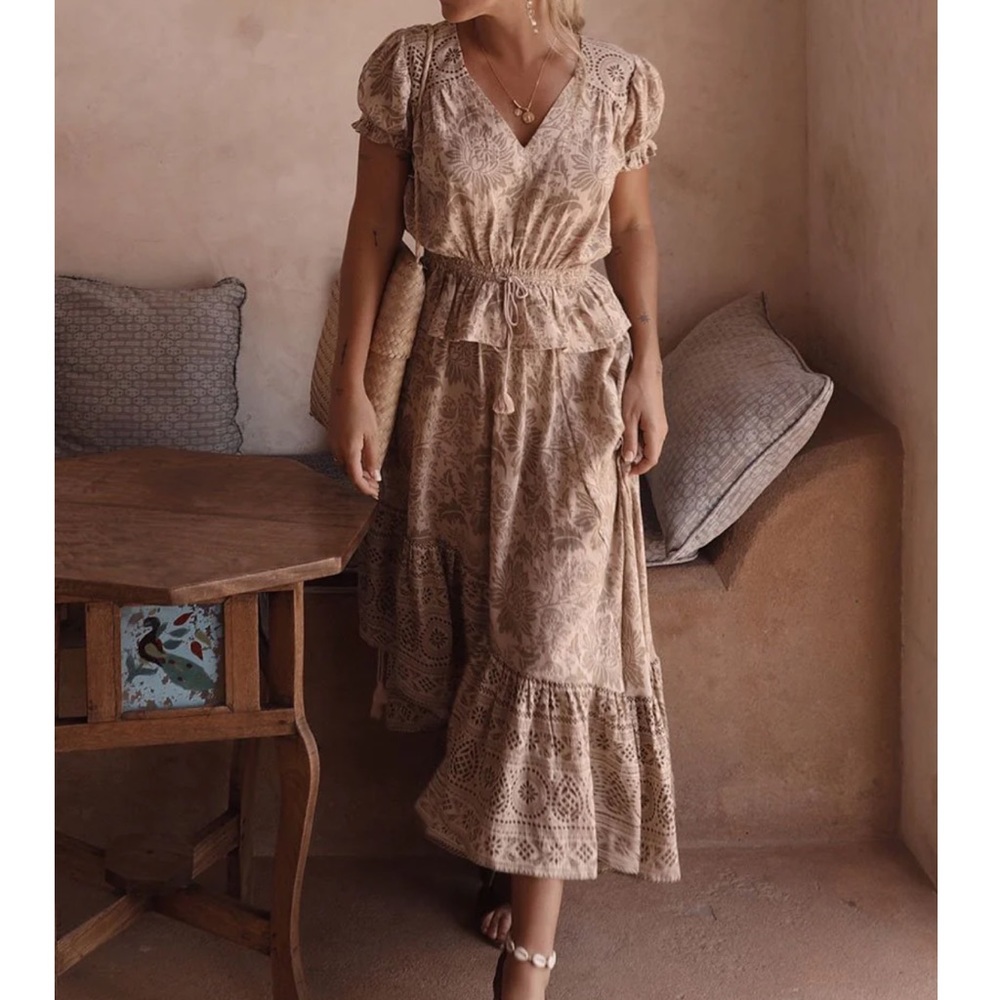 Spell & The Gypsy Collective Lioness Cap Sleeve Blouse in Smoke, Size Medium